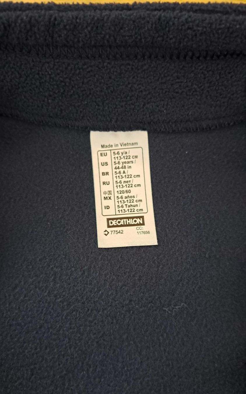Decathlon Maglioni & Felpe: Fleece Pullover, ideal fur Ski, Decathlon, Tg. 5-6 Jahre – Usato da Massagno venduto da Michaela.F 3