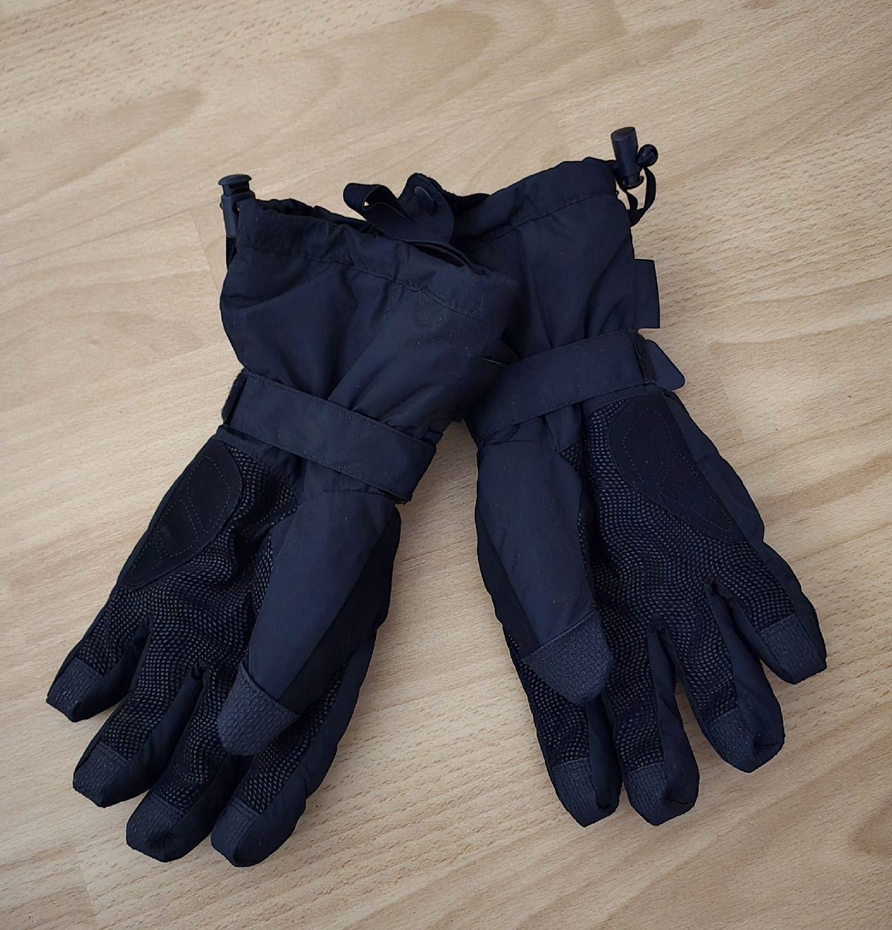 Guanti & manicotti: Skihandschuhe Gr. 7.5 – Nuovo (secondo la descrizione) da Sursee venduto da M_Z 1
