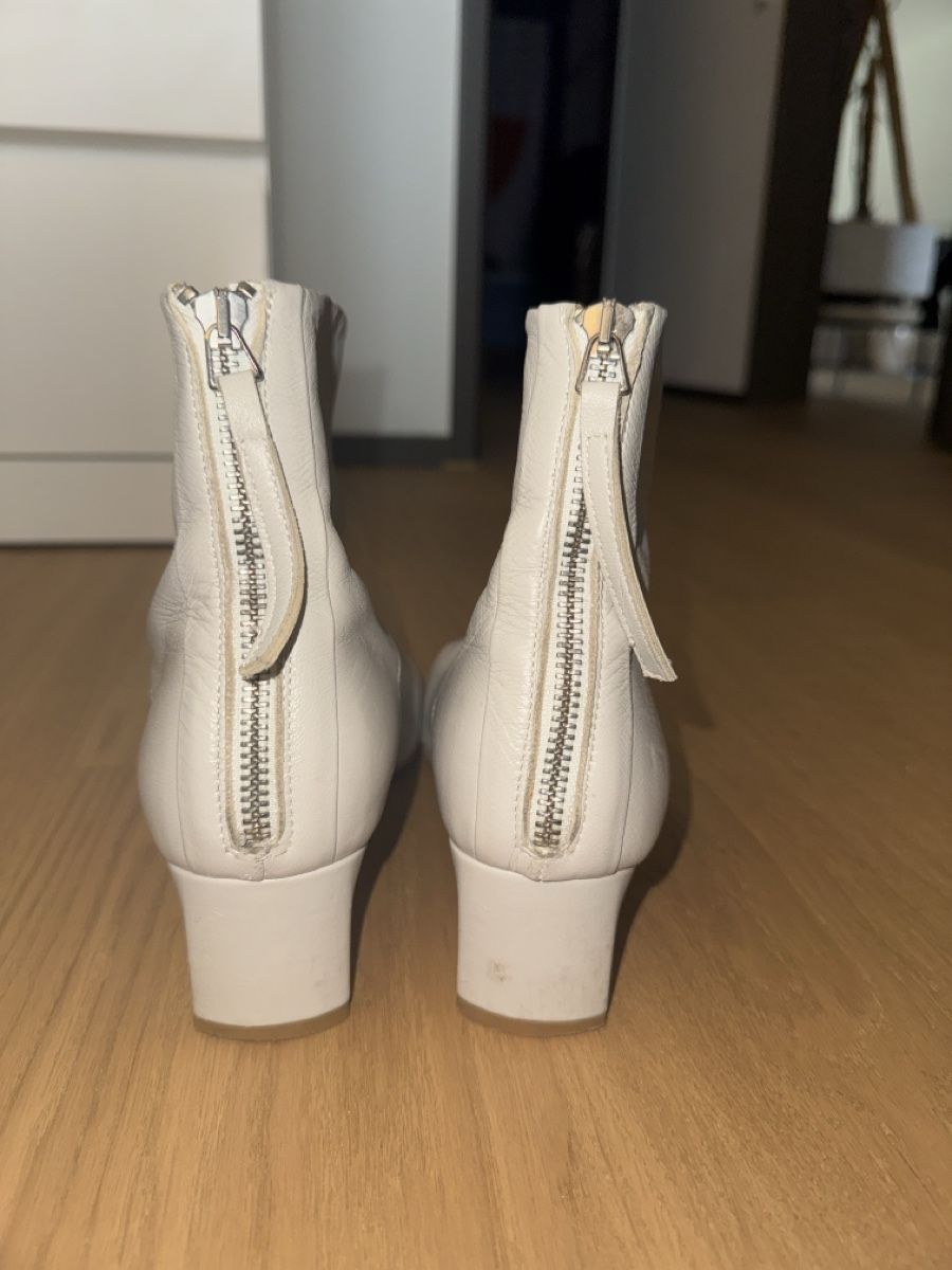 Chaussures femmes: Ice white ankle boots – D'occasion à Zürich par VittoDS 2