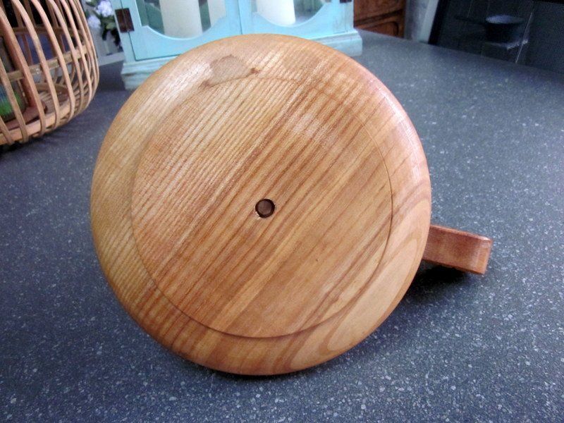 Elettrodomestici da cucina: Vintage Eichhörnchen Nussknacker mit Schale aus Holz – Usato da Bischofszell venduto da raika 7