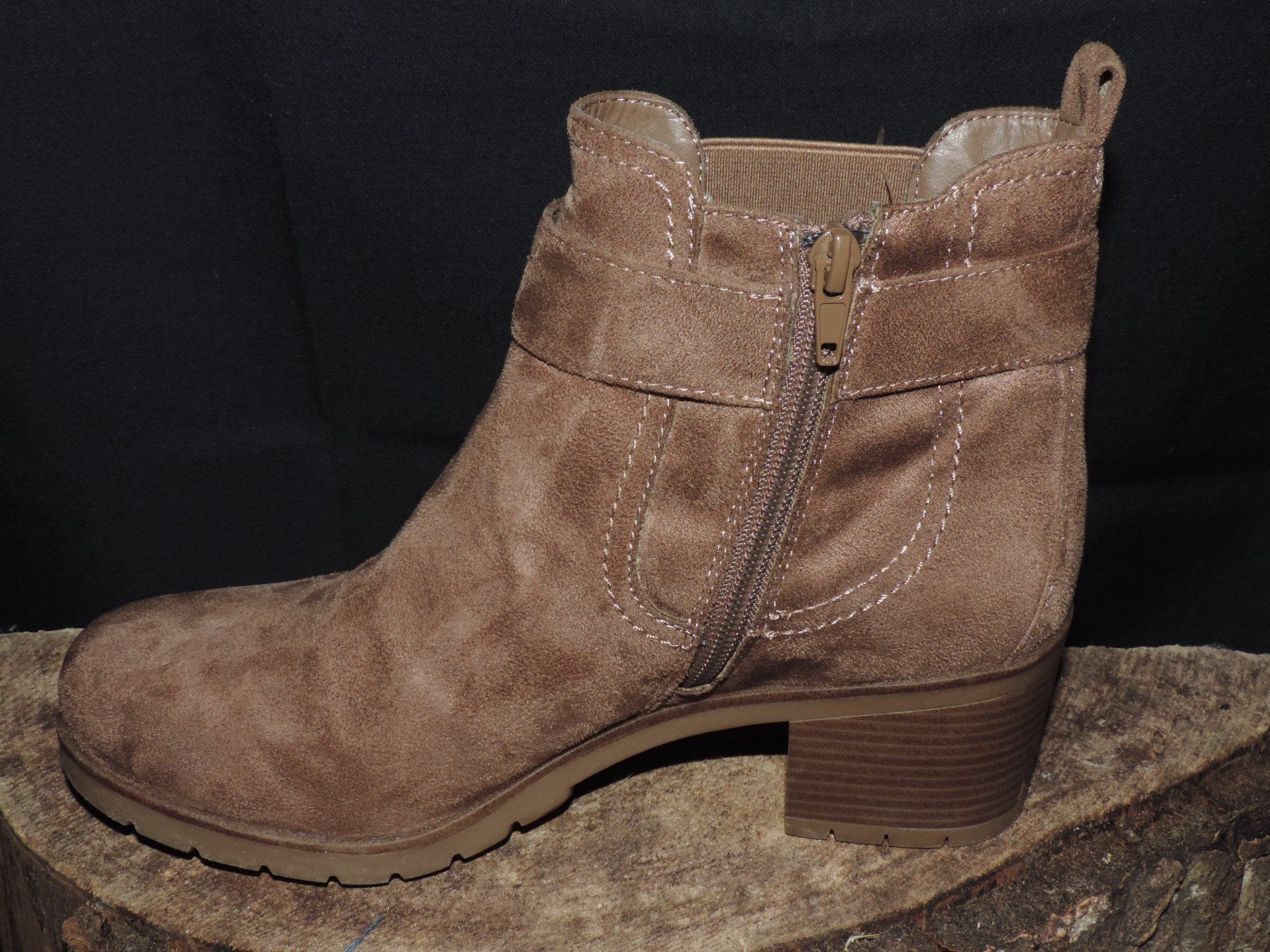Scarpe da donna: bottines beiges effet daim – Usato da Genève venduto da Axelle333 6
