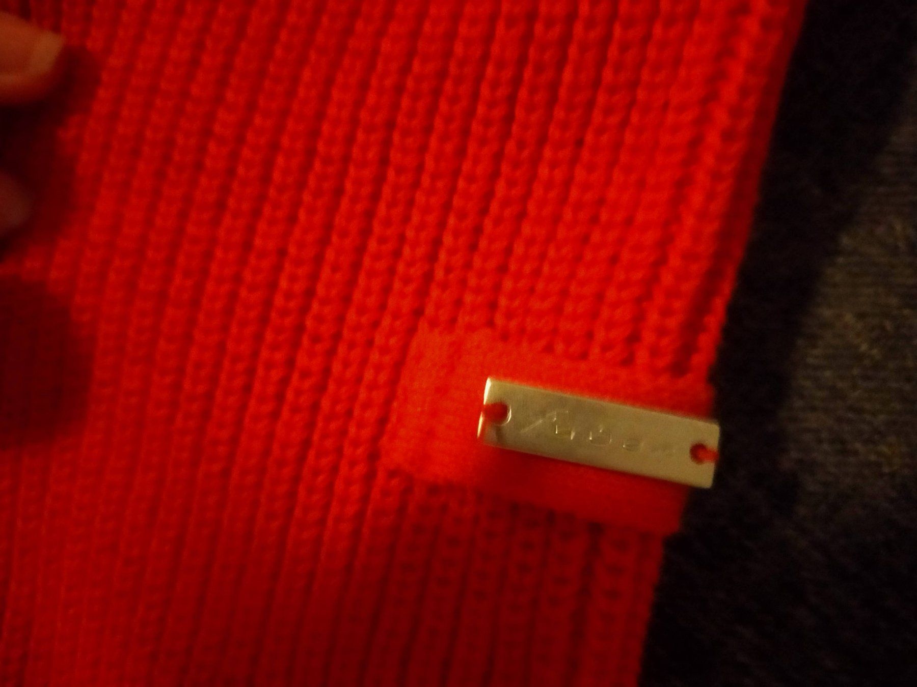Faber Maglioni & Felpe: Roter Strickpullover von Faber Grösse M – Usato da Tägerig venduto da mikky02 2