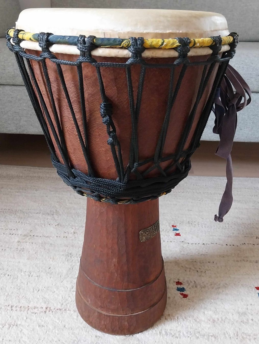Musikinstrumente: Professionelle Djembe «Kambala» – Gebraucht aus Seuzach von wie_c66v