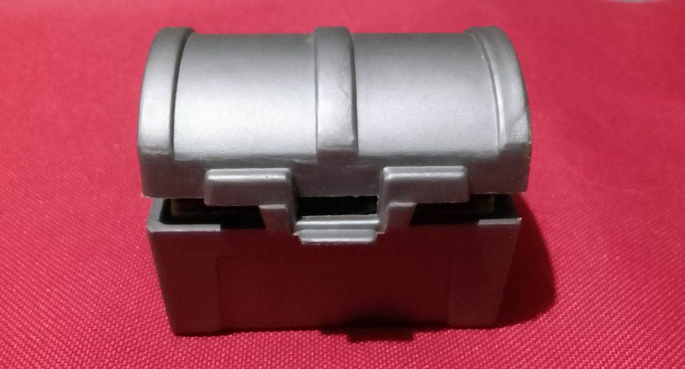 Giocattoli: Plastic mini Treasure chest toy – Usato da Le Locle venduto da Nidaime_Tackle 2