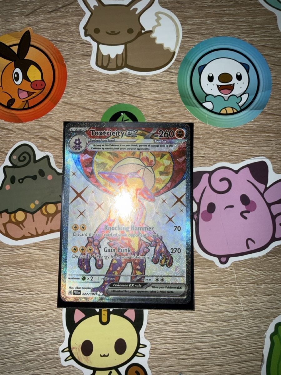 Pokémon Carte collezionabili: Toxtricity Full Art PAR – Nuovo (secondo la descrizione) da St-Maurice venduto da Whatty