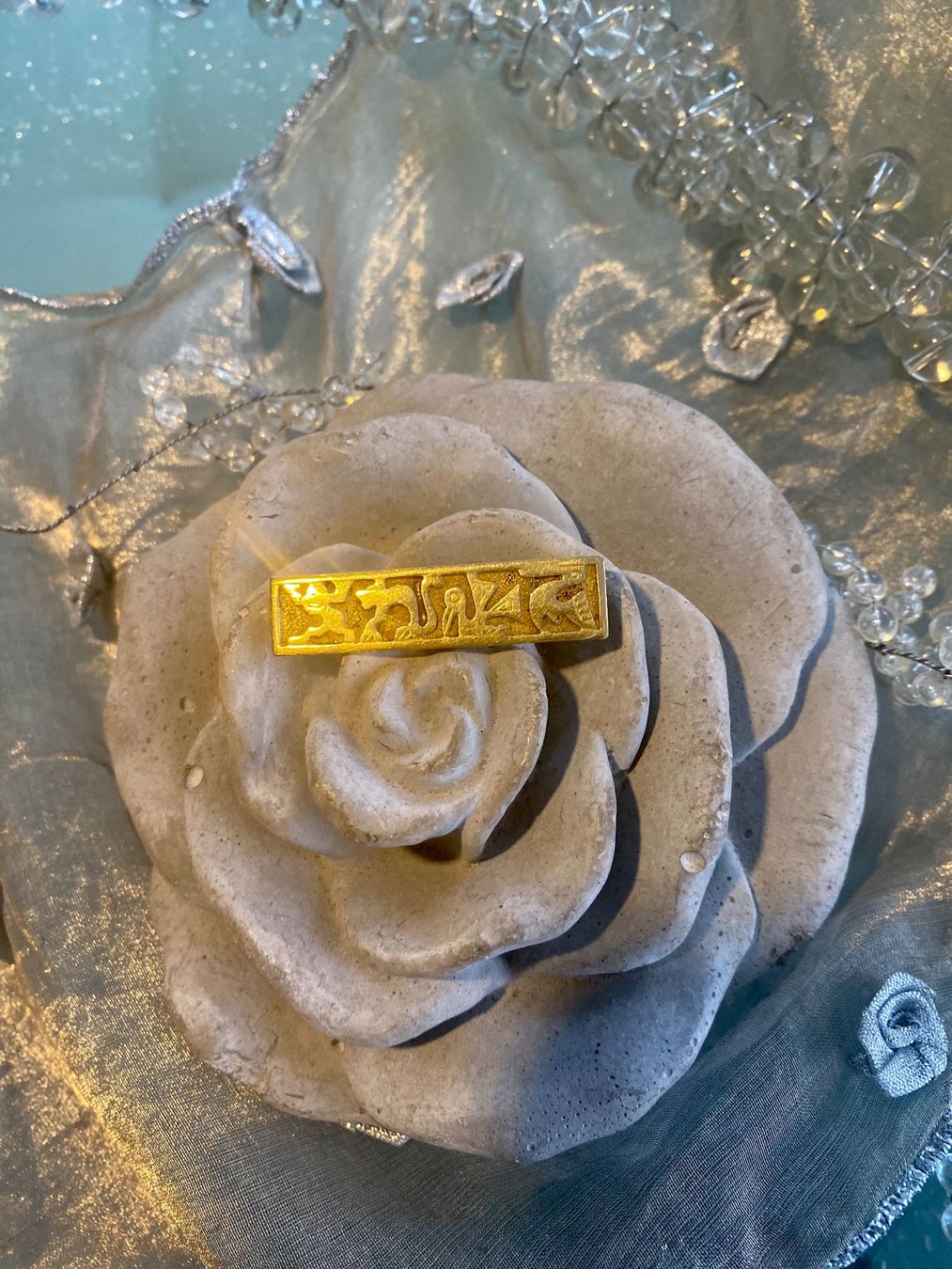 Broches & Aiguilles: BROSCHE GELBGOLD – D'occasion à Eschenbach SG par Lady020