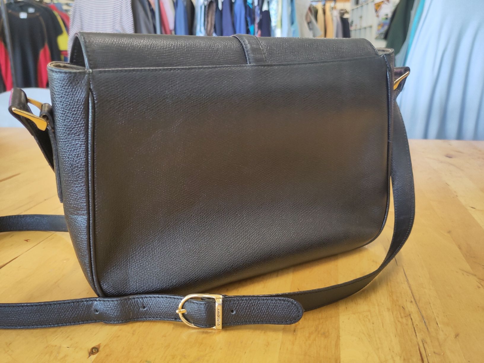 Burberry Borse: Burberrys Vintage Handtasche schwarz – Usato da Pratteln venduto da Cartonsducoeur_bl 2