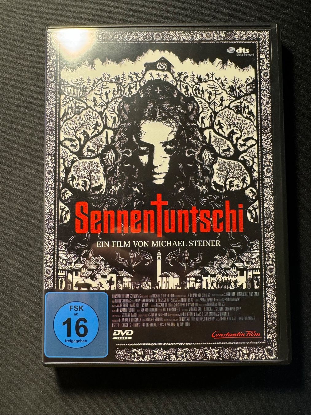 Tutti i DVDs: Sennentuntschi - DVD – Usato da Giswil venduto da michivonah