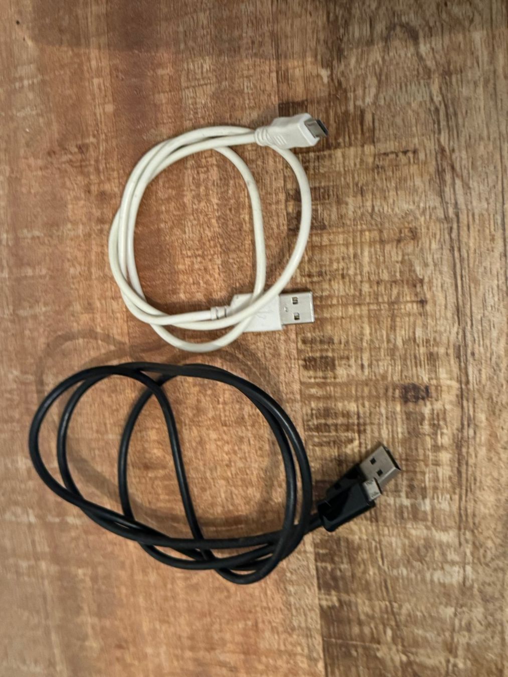 Cavi: USB Kabel, Micro USB, 2 Stk., Top Zustand – Usato da Uhwiesen venduto da mic_kd6g