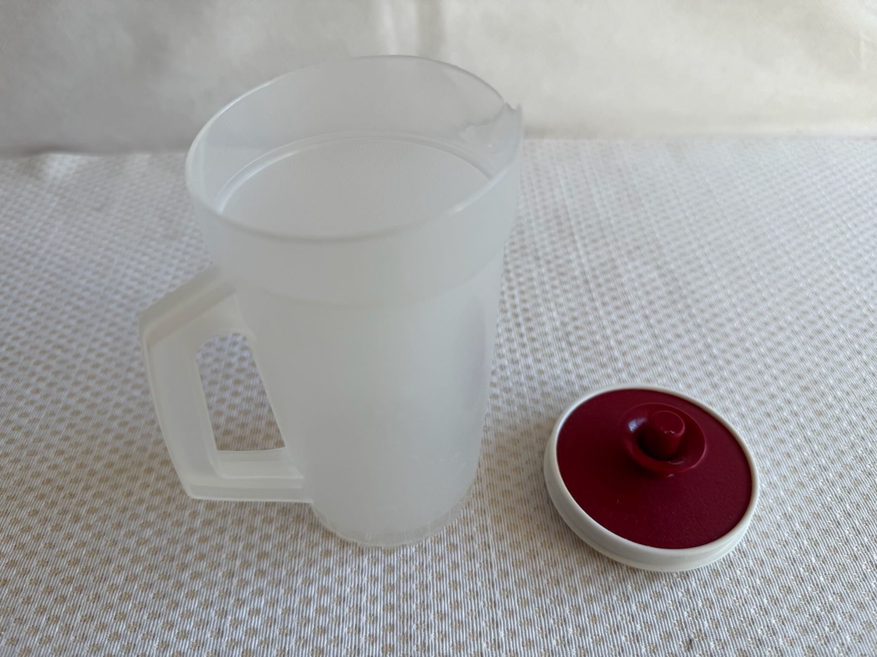 Tupperware Contenitori & Simili: Tupperware - pot - récipiet – Usato da Sion venduto da accroshoes 1