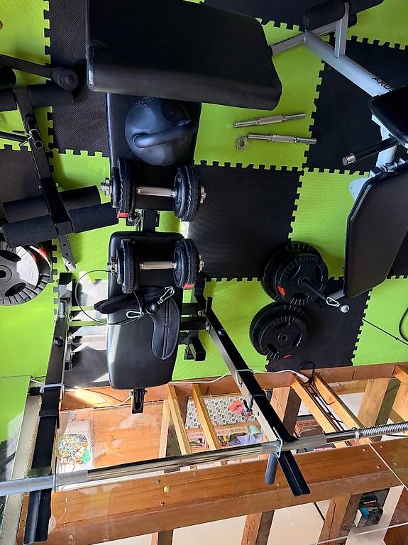 Hometrainer: Gorilla Press Bench Kraftstation inkl. Gewichte – Usato da Zürich venduto da mic_v7zw 3