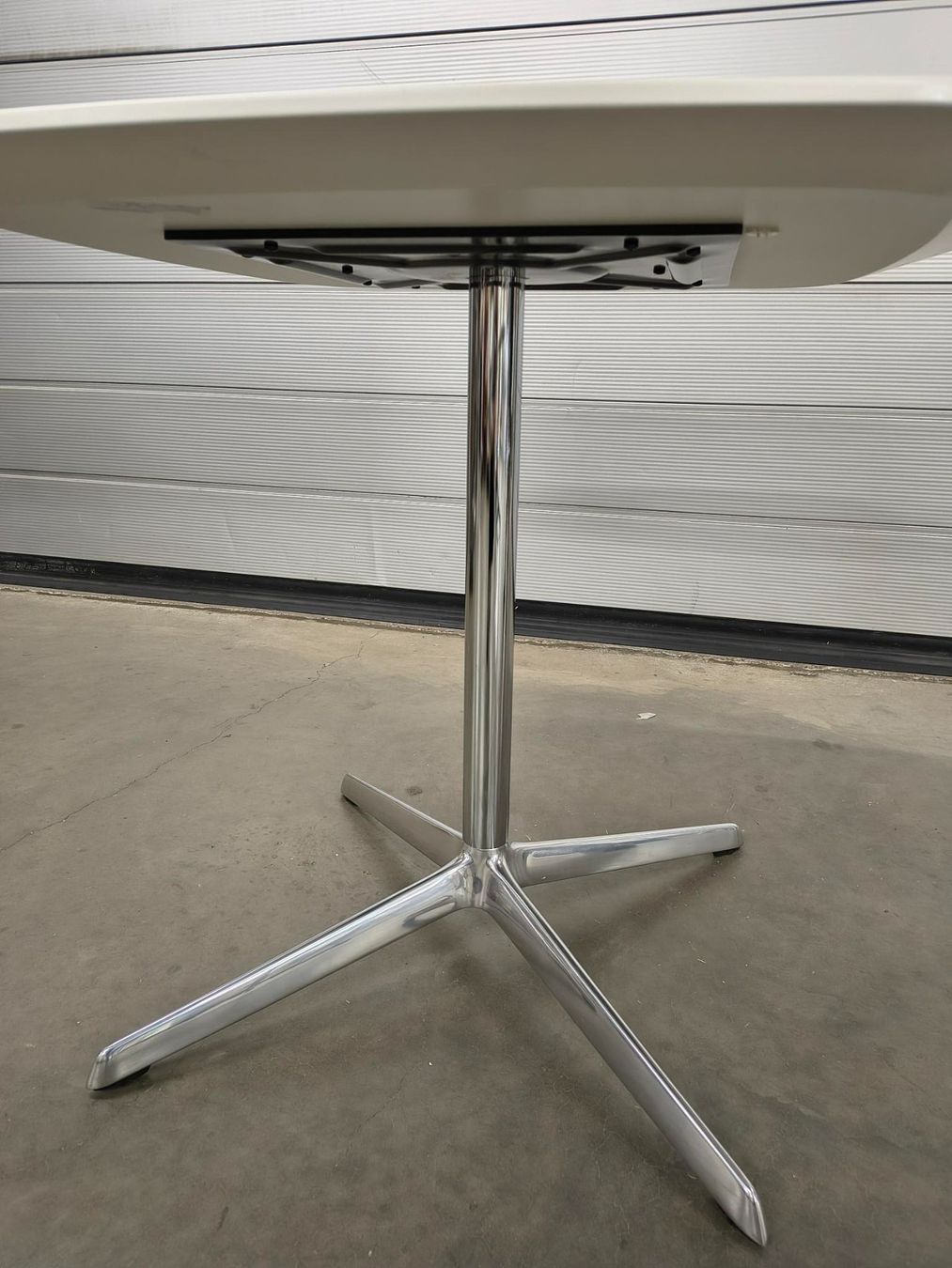 Tavoli: Tisch "Brunner Break" mit Softquadrat-Platte – Nuovo (secondo la descrizione) da Urtenen-Schönbühl venduto da brunner-ag 3
