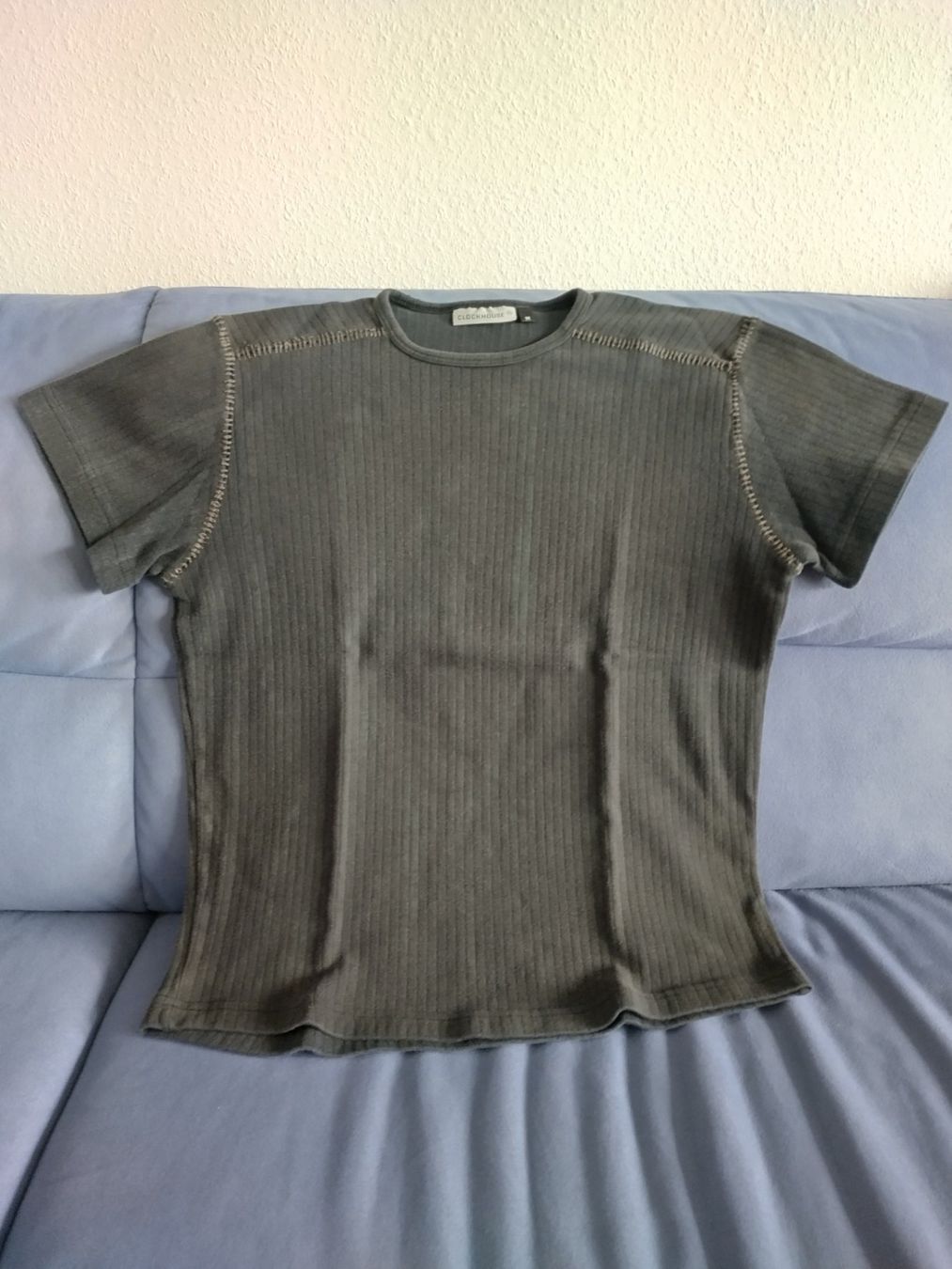 T-Shirts: T-Shirts Herren, Grösse S / 5 Stk. – Gebraucht aus Jona von Argus36 4