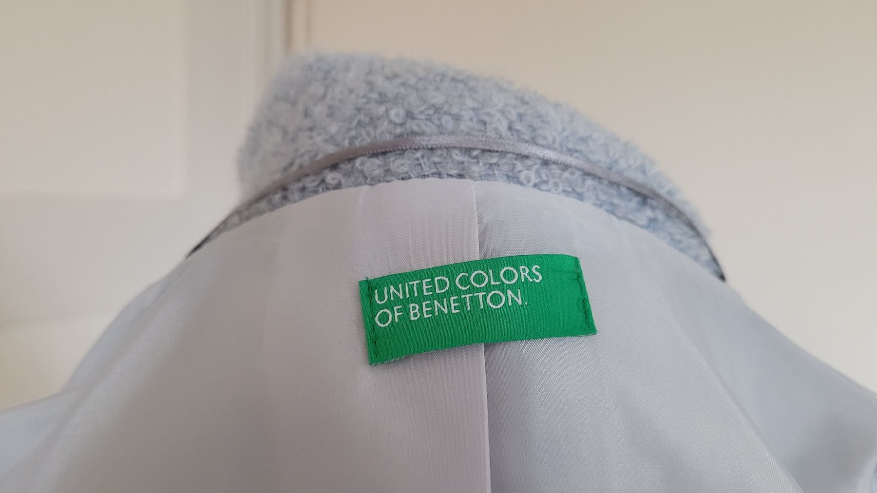 Benetton Cappotti: Benetton Mantel Gr.36 Eisblau Mohair Wolle – Usato da Winterthur venduto da Wohnhaus 4