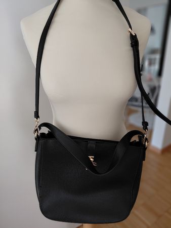 Neue Carpisa Umhängetasche und Handtasche