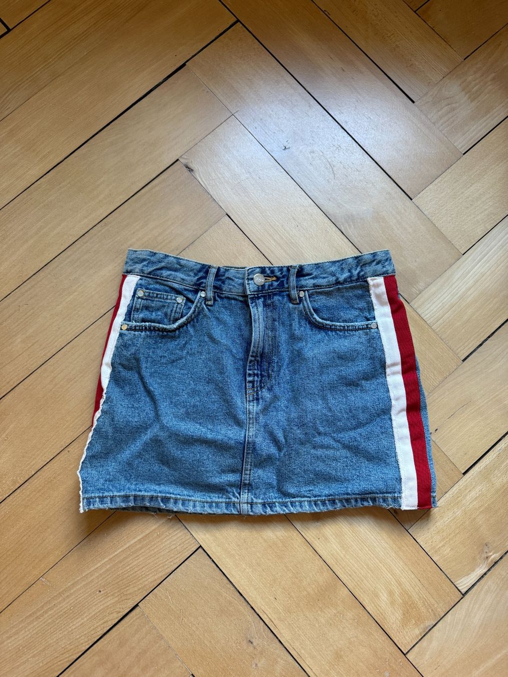 Zara Röcke: ZARA - Jeansrock blau M – Gebraucht aus Zürich von Diazaio