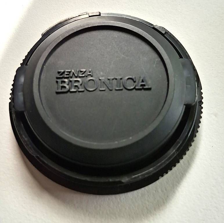 Bronica Obiettivi: Zenza Bronica Objektivdeckel Set + Gehäusedeckel – Usato da Rüti ZH venduto da Liliane_market 2