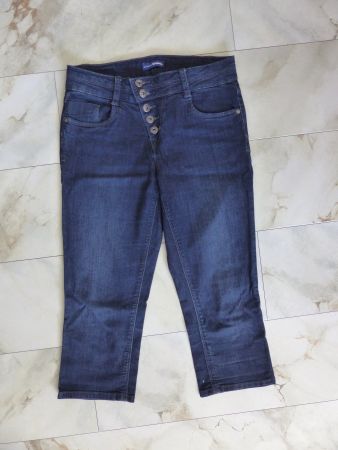 Jeans 3/4 dunkelblau / Gr. 36 / Neuwertig