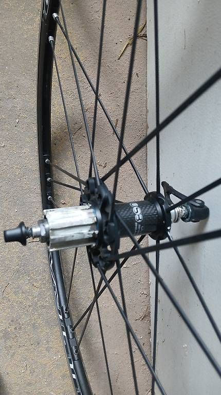 Pneumatici & Ruote complete: Roue Campagnolo  – Usato da Corcelles-le-Jorat venduto da Laurent2969