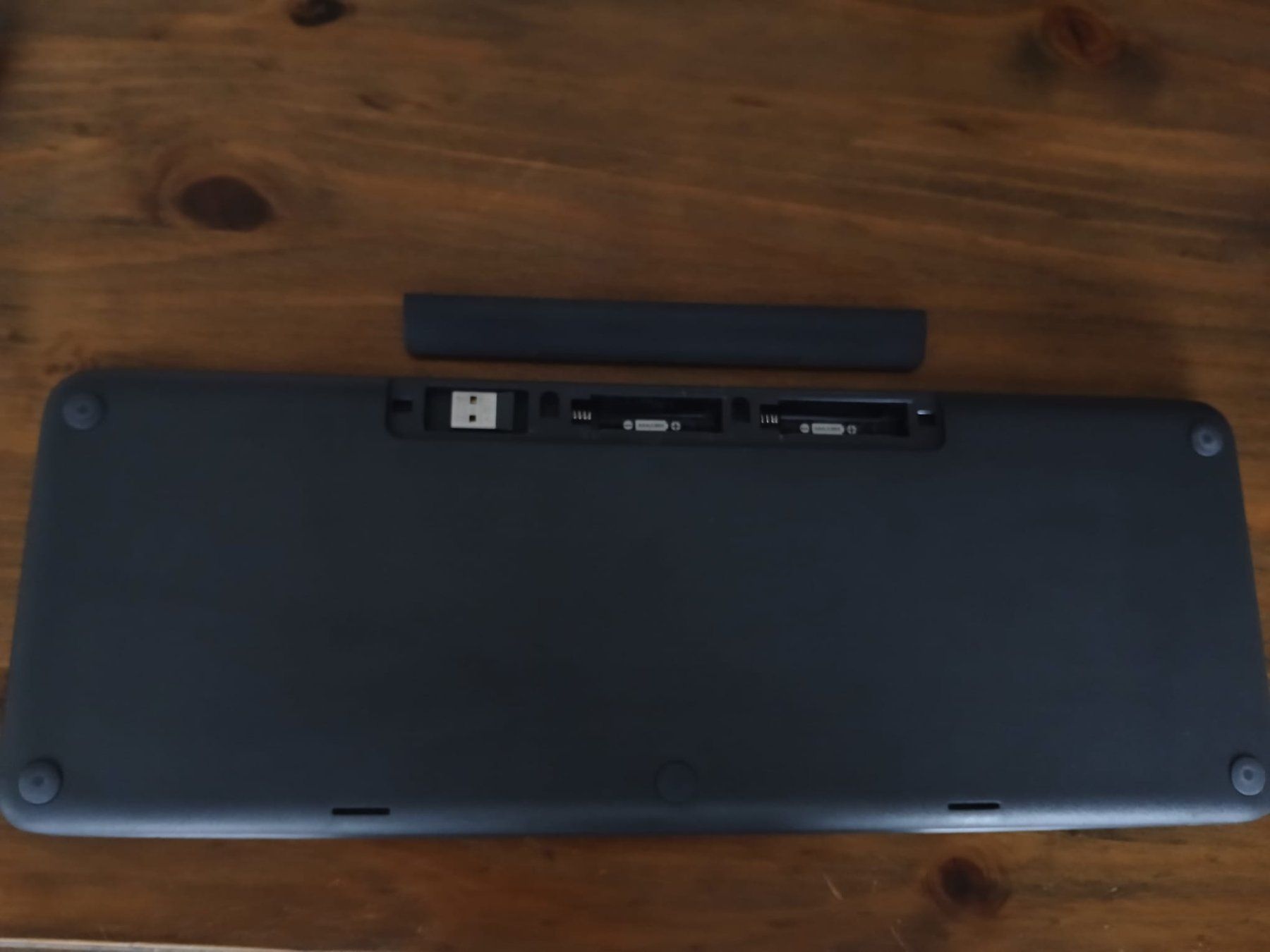 Microsoft Tastiere: Clavier Microsoft - neuf avec un pavé tactile ! – Usato da Delémont venduto da bor_glm7 2