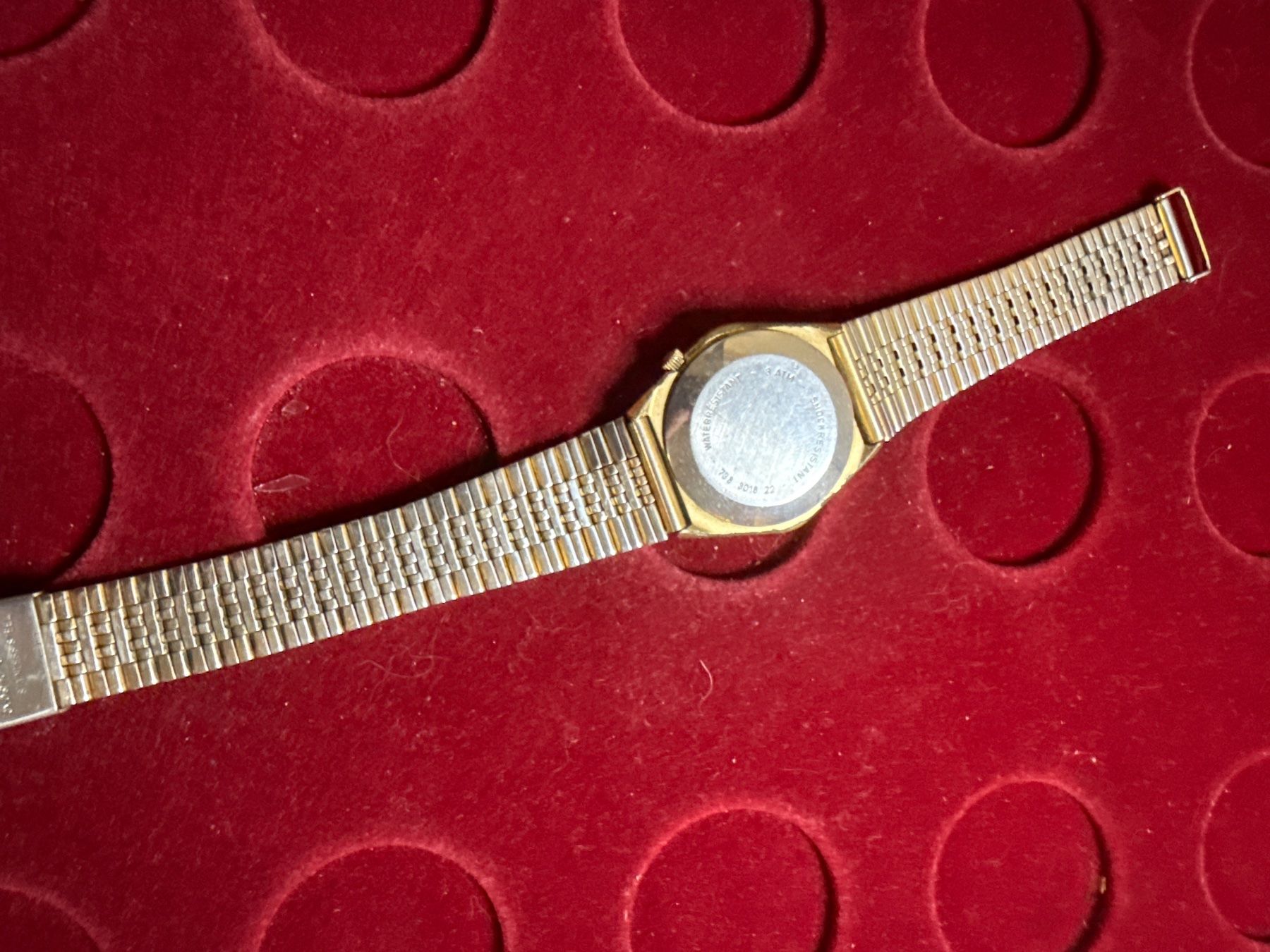 Certina Orologi: Certina Quarz 34 mm – Usato da Pfeffingen venduto da Allhandelklgwatches 3