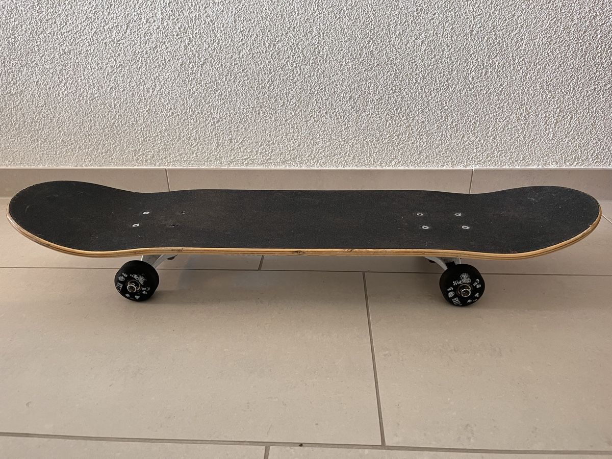 Skateboards: OXELO Skateboard - Cool Design – Nuovo (secondo la descrizione) da Oberrohrdorf venduto da jaime.torres 2