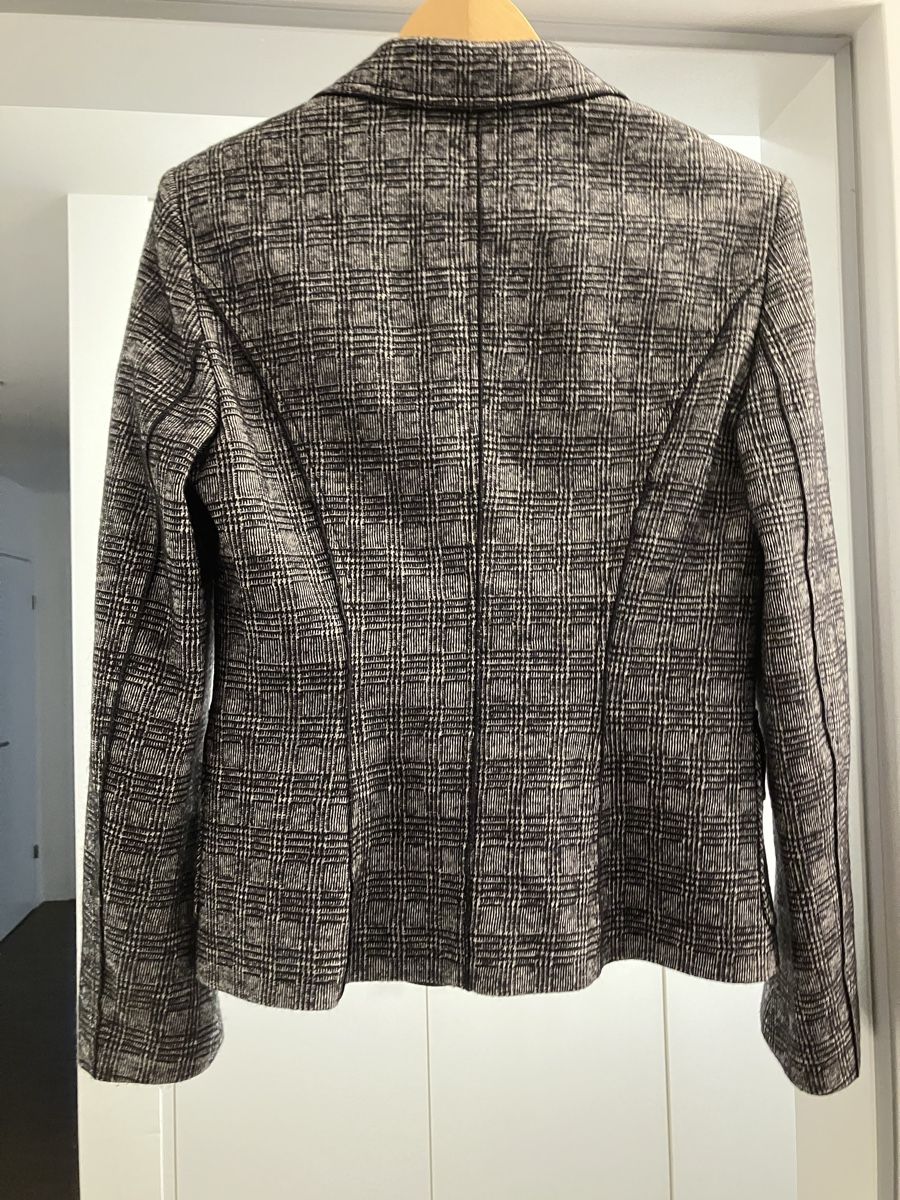 Strenesse Giacche: Wunderschöner Blazer von Strenesse Gr. 38 – Usato da Zollikerberg venduto da HillyBilly 2