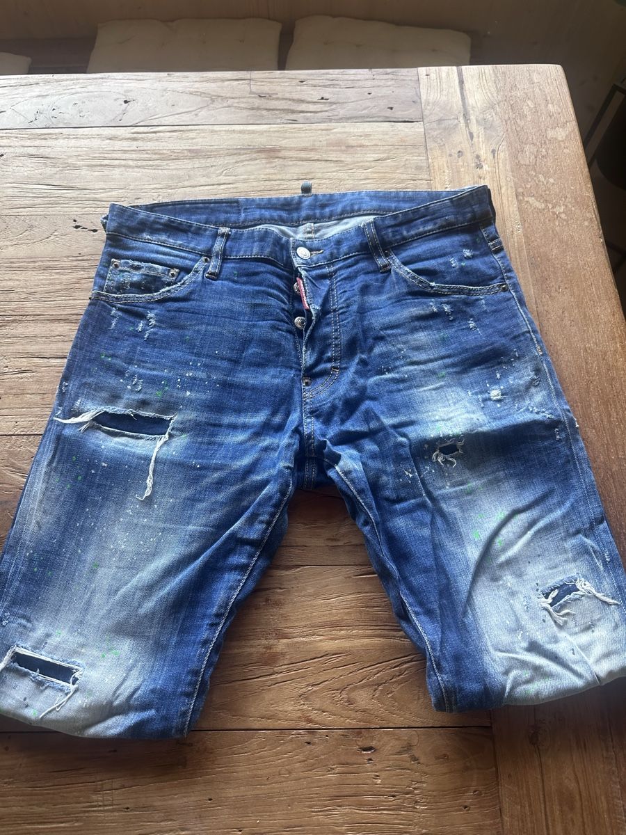Dsquared2 Jeans: Dsquared2 blau, stark distressed – Usato da Arisdorf venduto da Defrock
