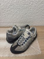 Nike Air Max 95 Sneaker grau schwarz gebrauchter Zustand