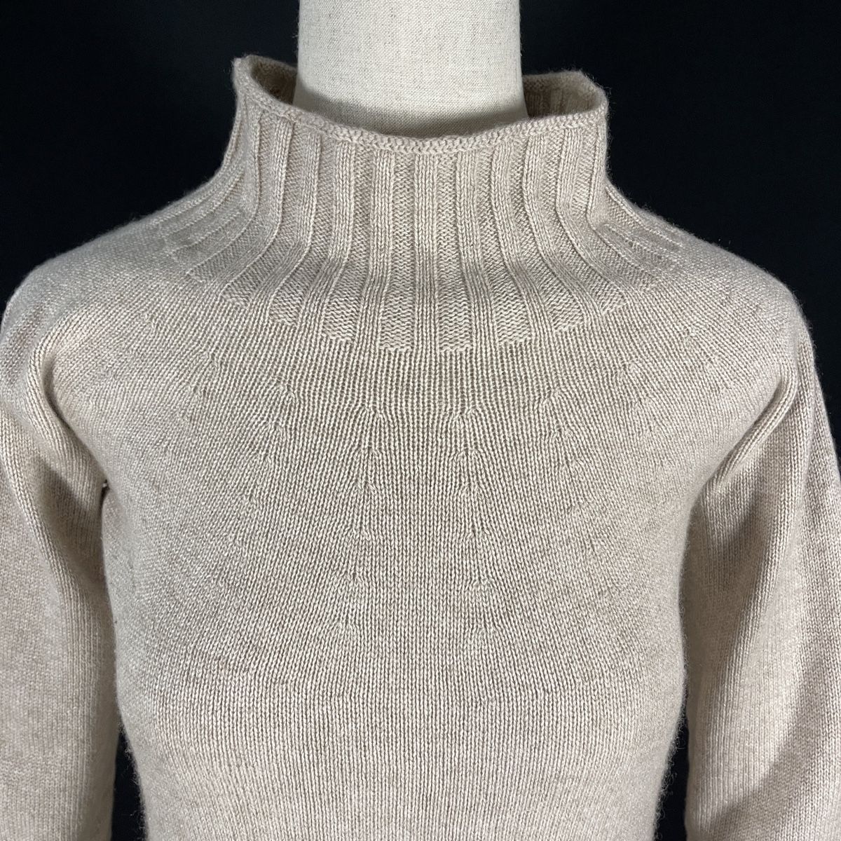 Vestiti: HAWICK Cashmere Dress – Nuovo (secondo la descrizione) da Emmen venduto da Avviivva_Com2023 2