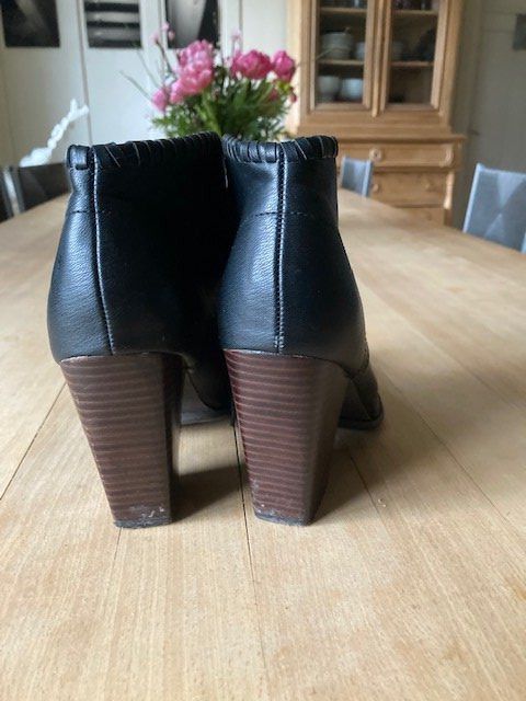 Scarpe da donna: Damen Bootie G. 39 – Usato da St.Gallen venduto da NOVEMBER01 1