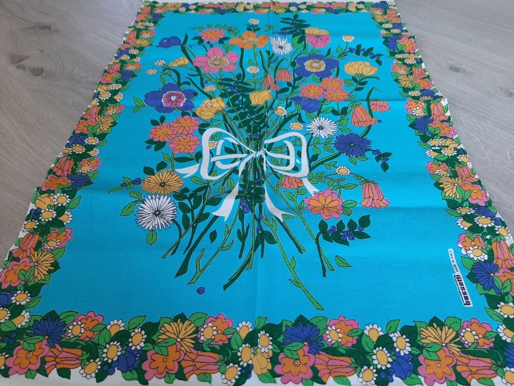 Shoperama 70er Jahre Hippie Set – Flower Power Brille, Blumen-Haarband & Peace Ohrringe Für Kostümparty