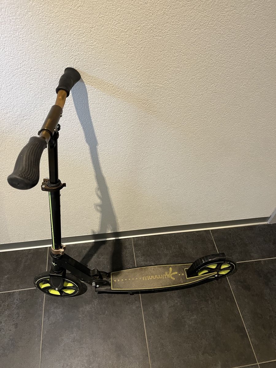 Kickboard: Trottinette – Gebraucht aus Sugiez von Ringothecat