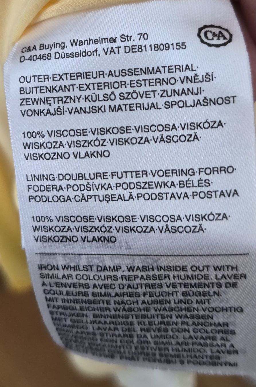 C&A Vestiti: C&A Robe taille 44 - très peu portée  – Usato da Bern venduto da dasgesuchtobjekt 4