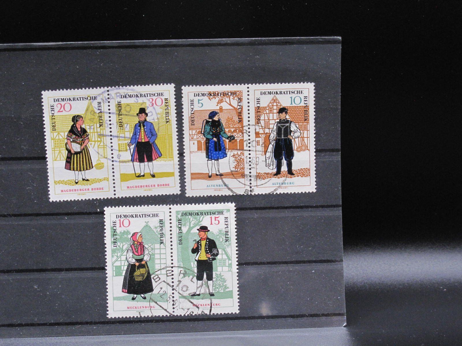 Tutti i francobolli: DDR 1966 Volkstrachten II gest – Usato da Wil SG venduto da fva01