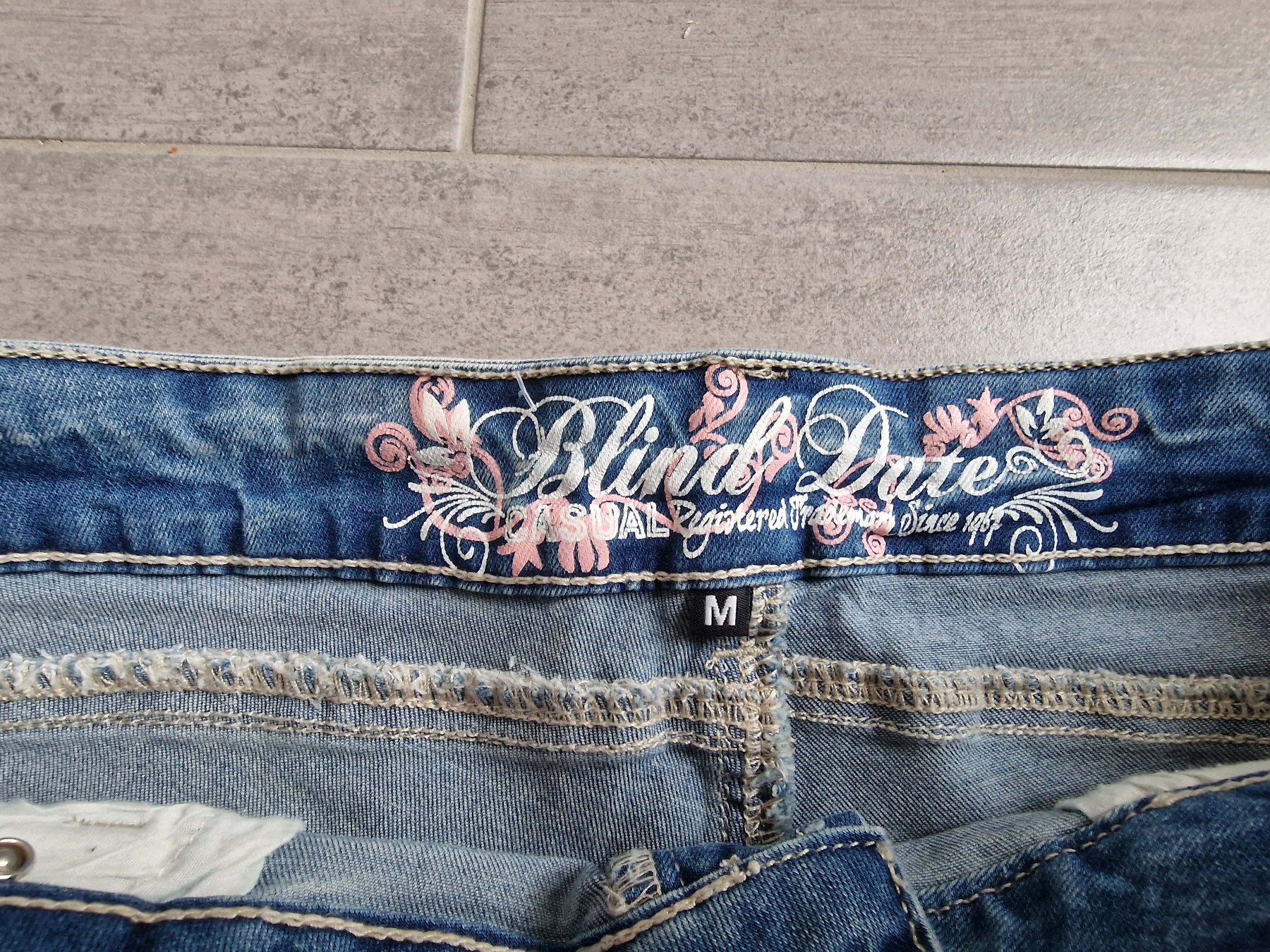 Jeans: Hot Pants von Blind Date CASUAL – Usato da Wil  AG venduto da Kfloh 1