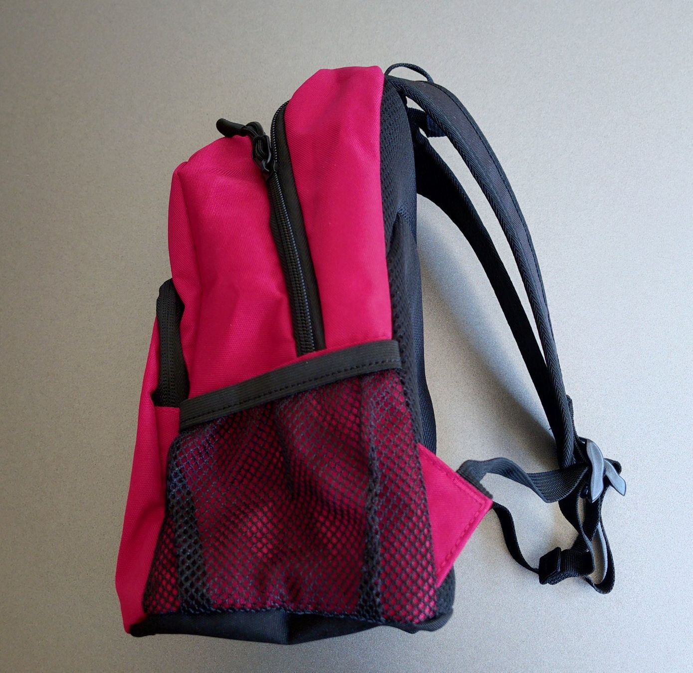 Hi-Tec Kindertaschen: Kinderrucksack HI-TEC neu, rot – Neu (gemäss Beschreibung) aus Küssnacht von Delmu 2