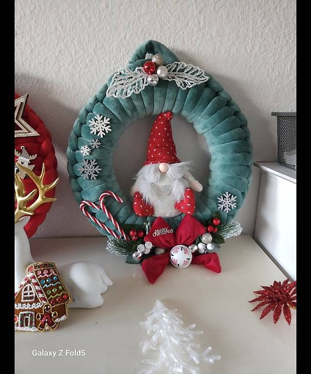 Tutte le decorazioni: Handgemachte Weihnachtskränze  – Nuovo e nell'imballaggio originale da Kloten venduto da san_dlp6 4