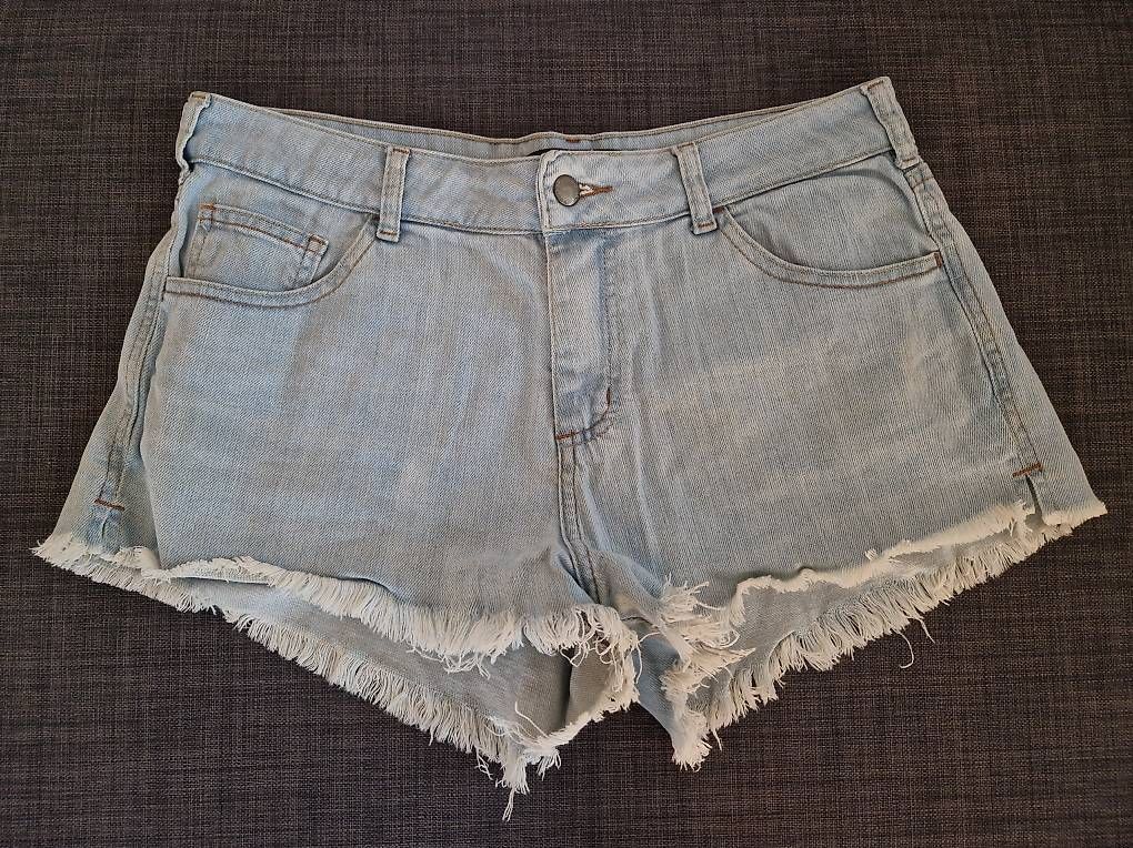 Pantaloni: Hot Pants – Usato da Bern venduto da soepf
