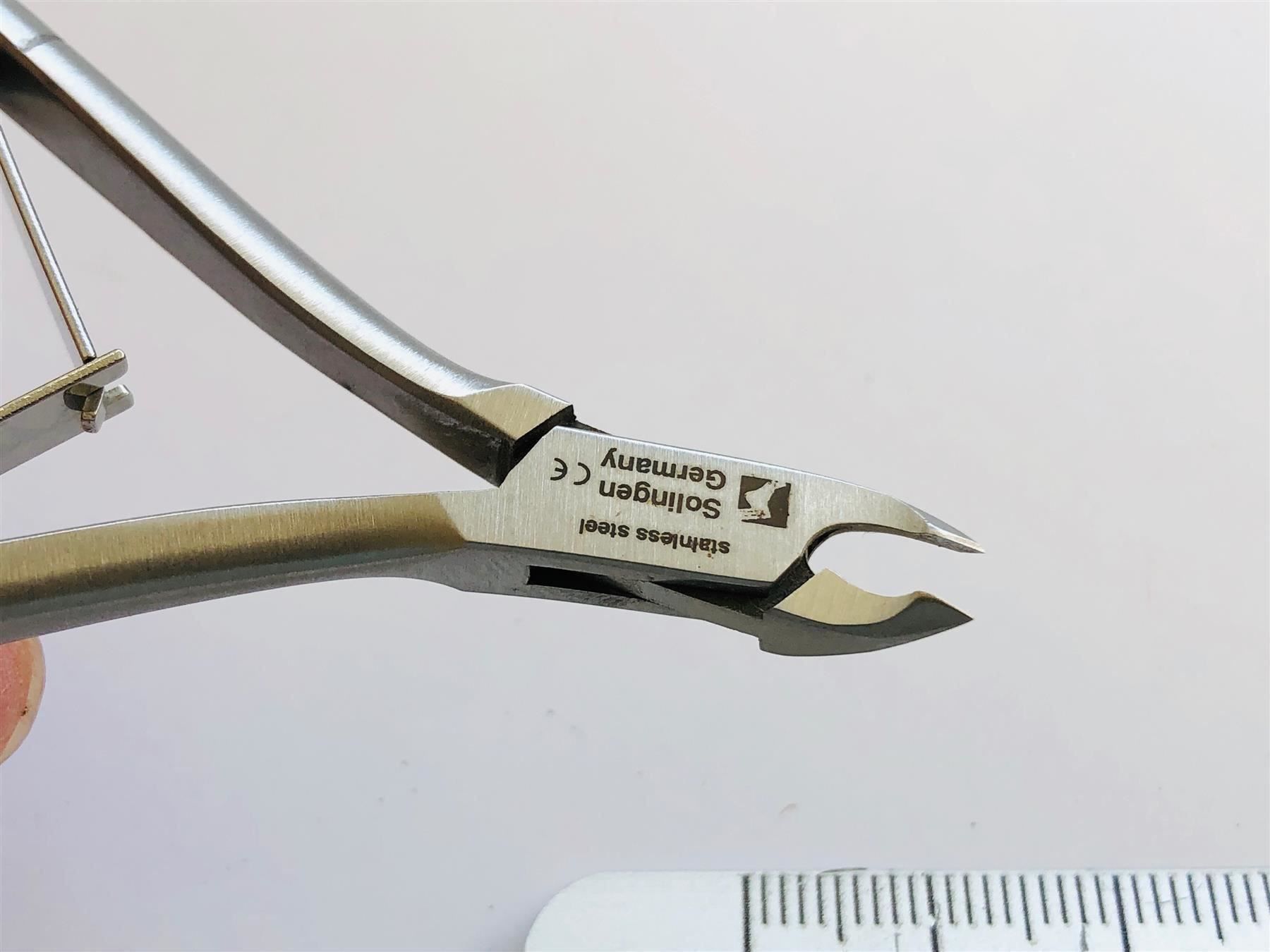 Tutti gli attrezzi: Hautzange c INOX 11cm / 3mm – Nuovo e nell'imballaggio originale da Hindelbank venduto da Buli3 4