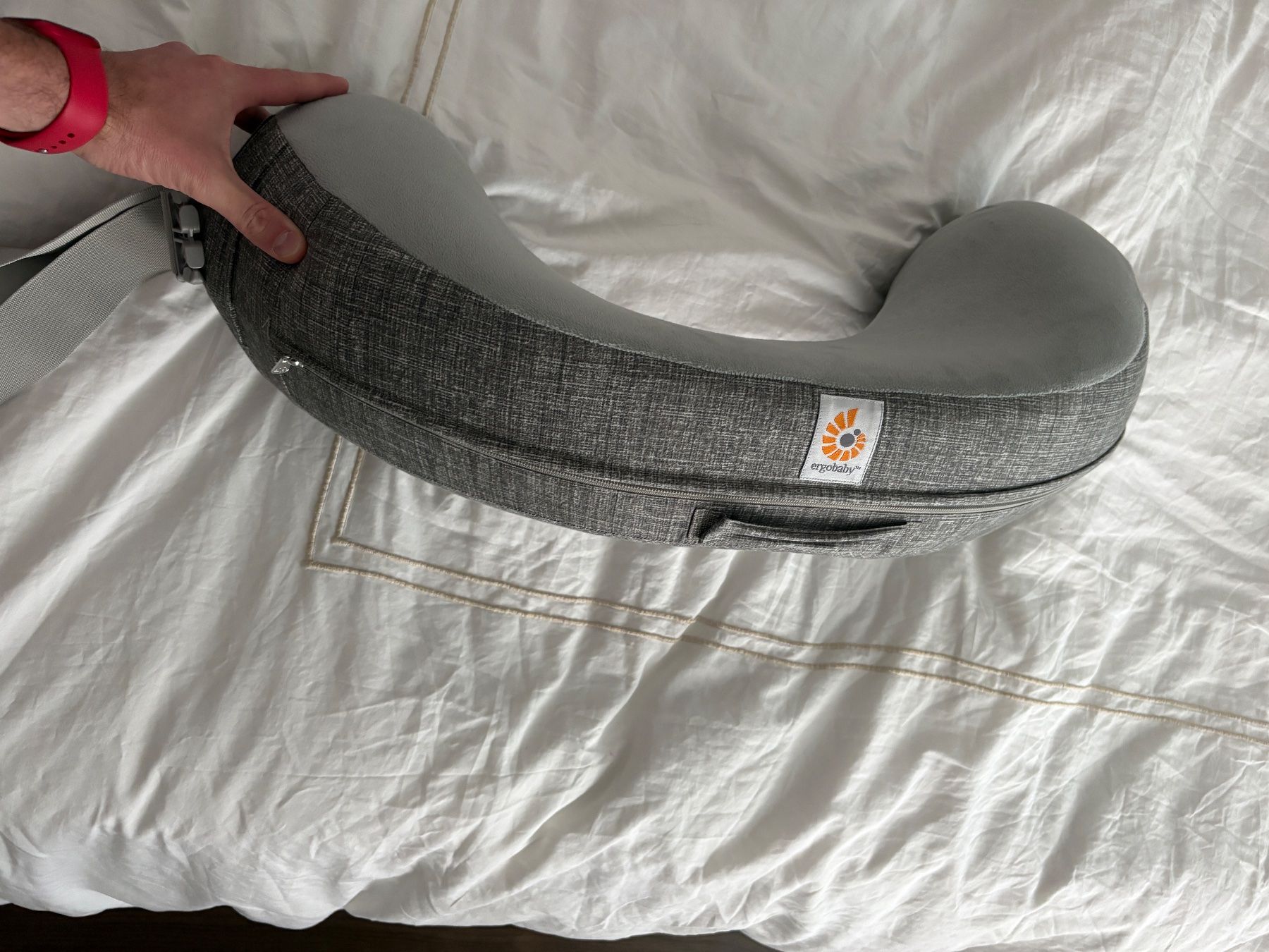 Ergo Baby Cuscini: Stillkissen Ergobaby Nursing Pillow – Usato da Richterswil venduto da rad_p8qt 1