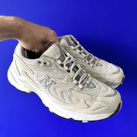 New Balance 725 sneakers