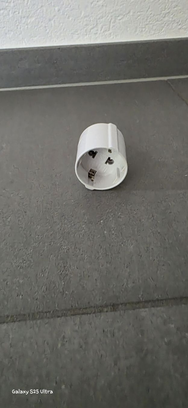 Stecker: EU Stecker auf CH Stecker – Neu (gemäss Beschreibung) aus Hildisrieden von Ladygirl97 1