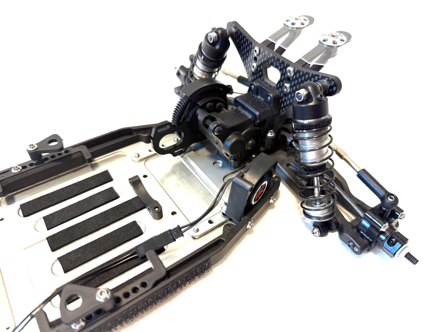 XRay RC Kits de montage: XRAY XB2 2025 ÉDITION CARPET – D'occasion à Yverdon-les-Bains par Fijo-rc 3
