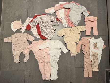 Baby Kleider Grösse 50