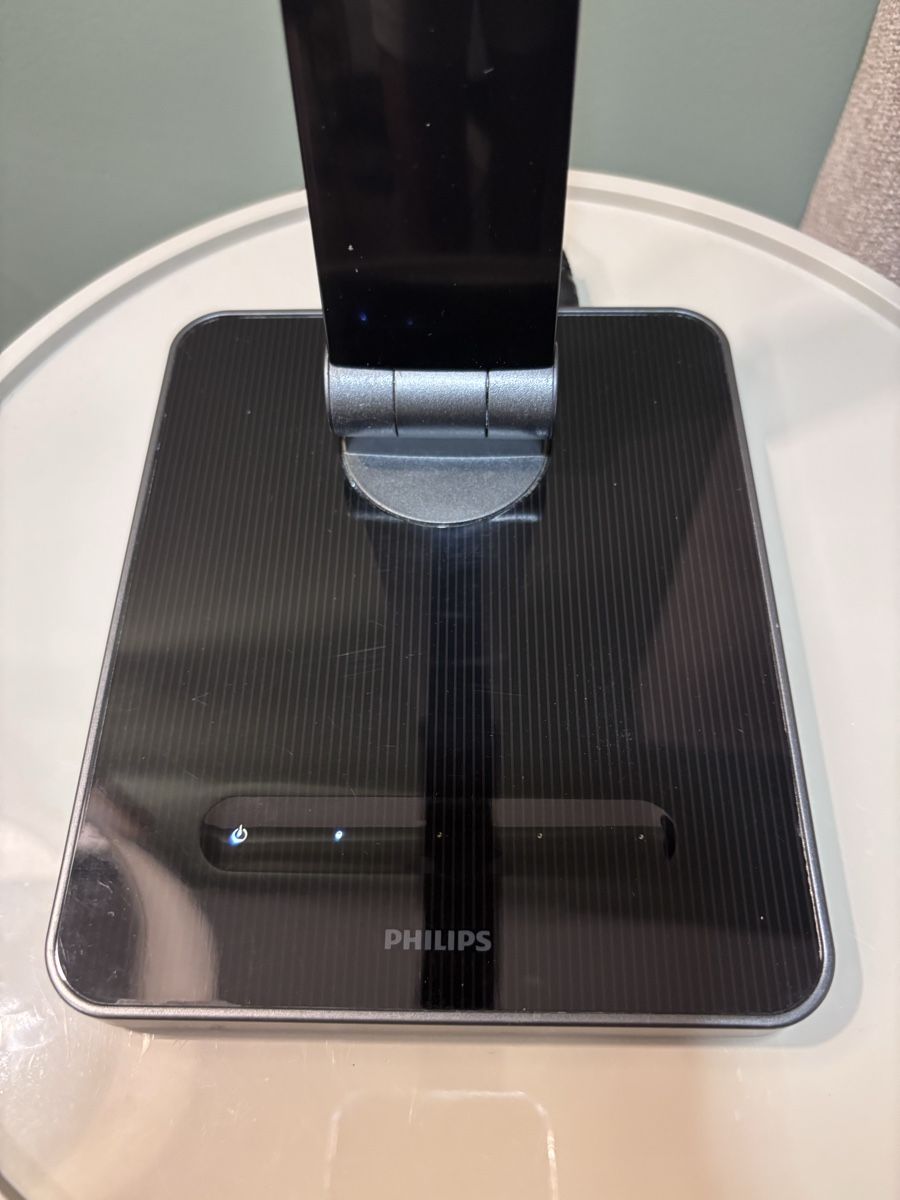 Philips Lampen: Philips LED Schreibtischlampe – Gebraucht aus Luzern von qch_2jjy 1