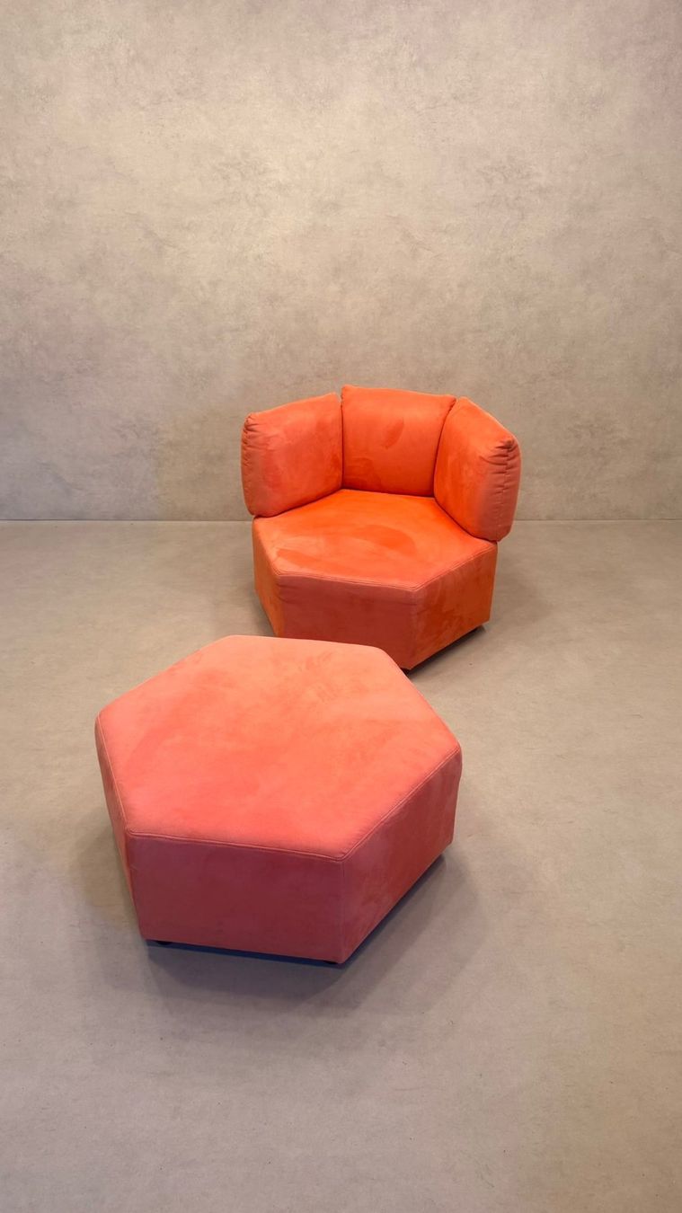 Poltrone: 6-eckiger Design-Sessel in Hexagon-Form mit Hocker – Usato da Rickenbach ZH venduto da Der-Insider 1