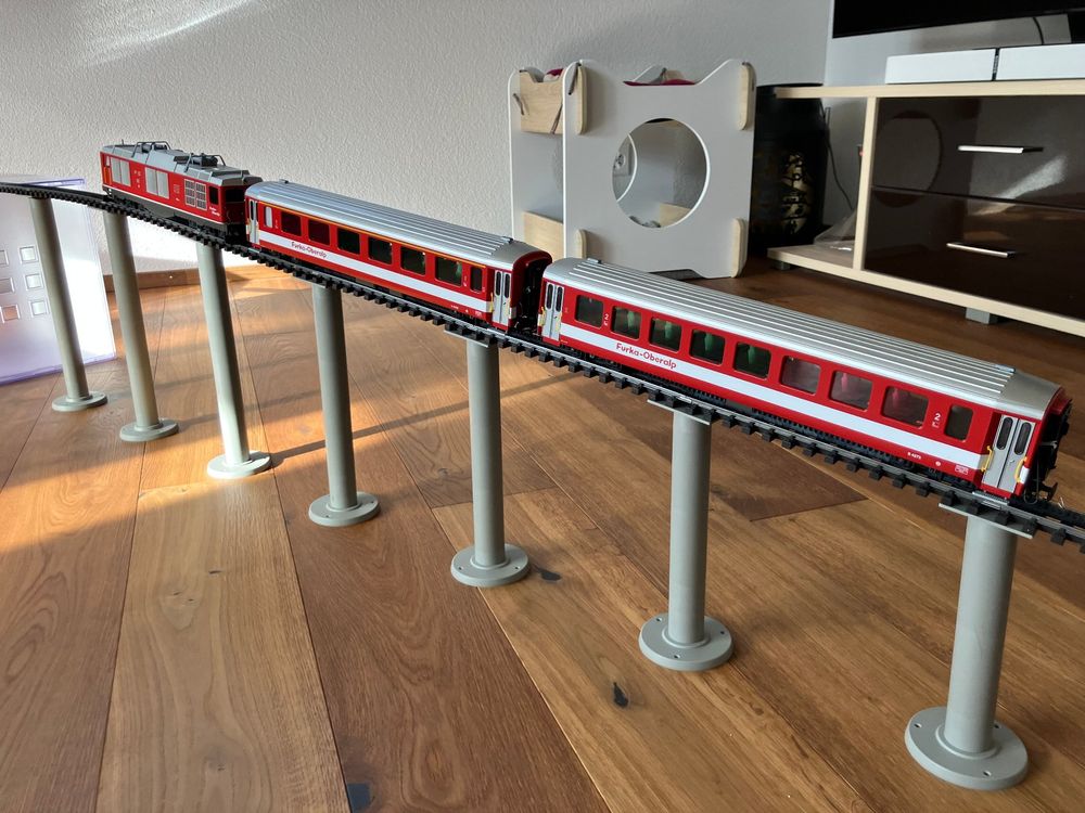 Utz Modelleisenbahnen: UTZ/Fama-Set mit Lok, Wagen, Schienen, Trafo und Stützen – Gebraucht aus Affoltern am Albis von Stesch79 7