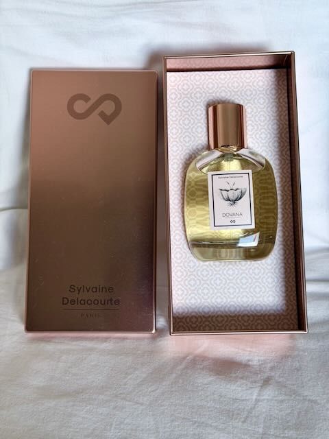 Profumi & Eau de Toilette: Sylvaine Delacourte, Dovana, EdP, 100ml – Nuovo (secondo la descrizione) da Basel venduto da Solaia28