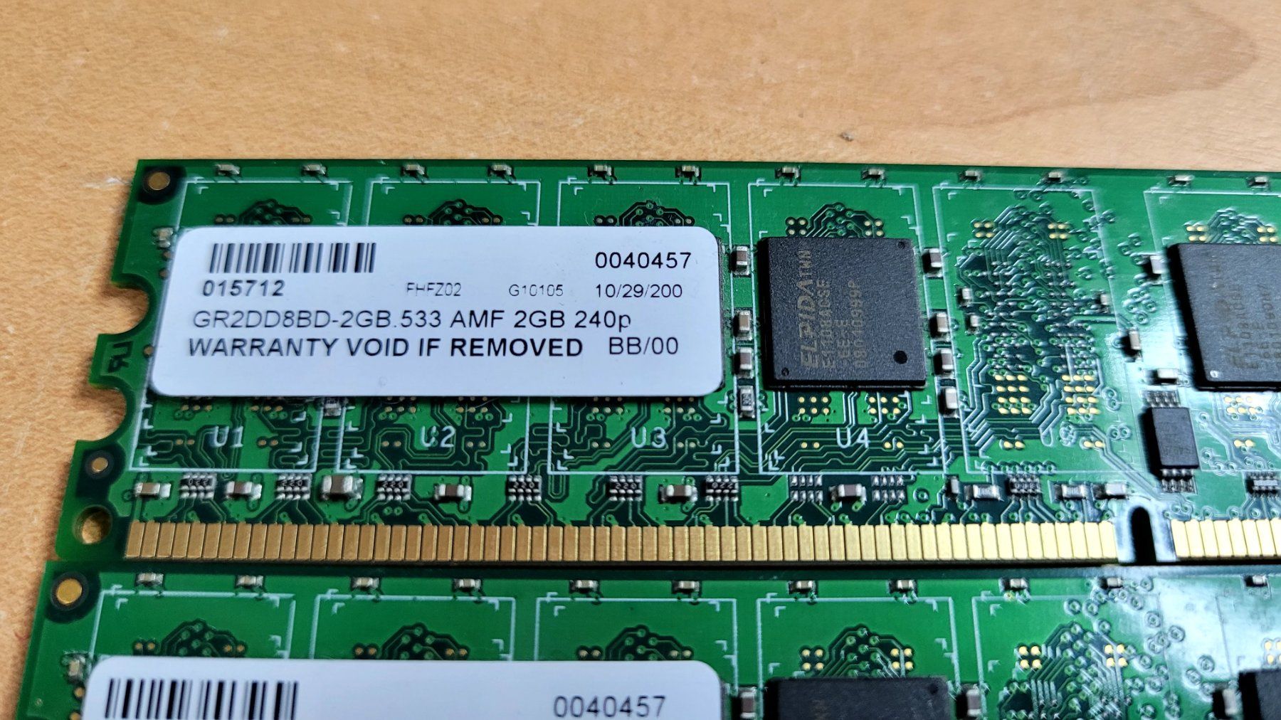 Memoria / RAM: Elpida 2GB – Usato da Bionnens venduto da Meg011 1
